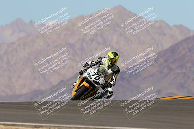 media/Oct-09-2022-SoCal Trackdays (Sun) [[95640aeeb6]]/Turn 9 (1pm)/